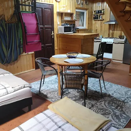 Nad Jeziorem: Lakeside For Groups Holiday home Zygmuntowo (Konin)
